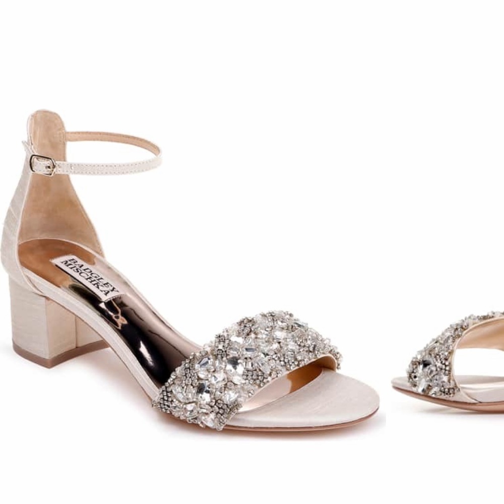 Badgley Mischka ‘Liz’ wedding shoes